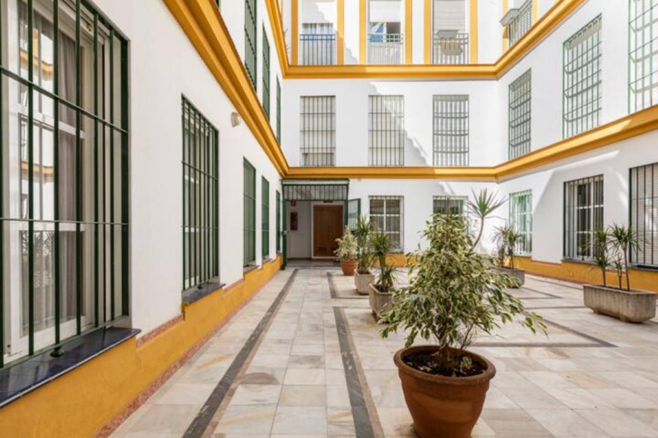 Azahar Metropol Parasol, Medium-sized Parking Gifted For Free * Seville